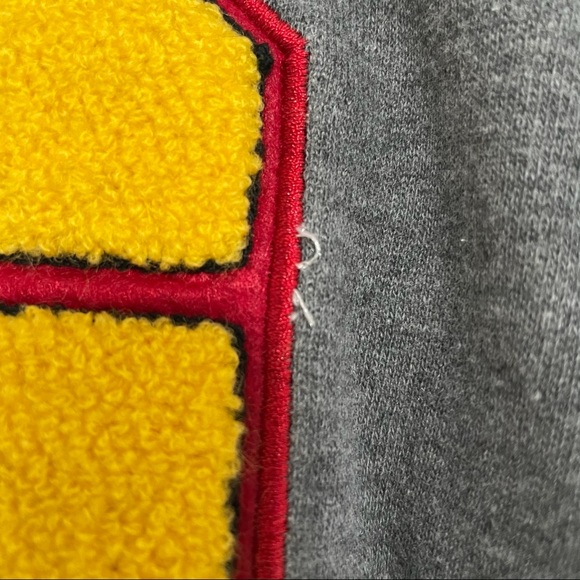 GRYFFINDOR VARSITY JACKET - Picture 3 of 3